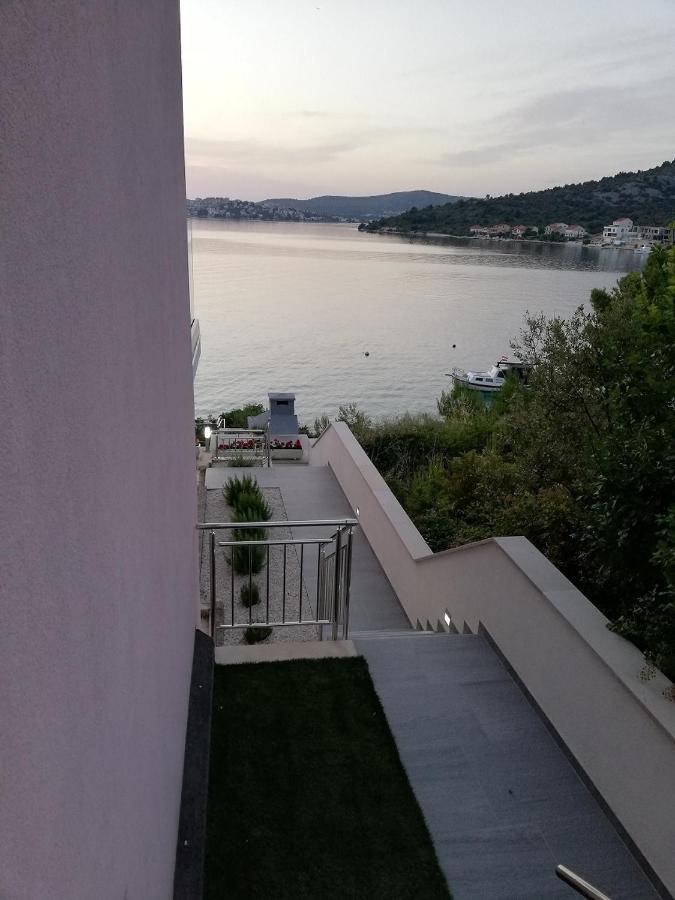 Sunset Apartment *