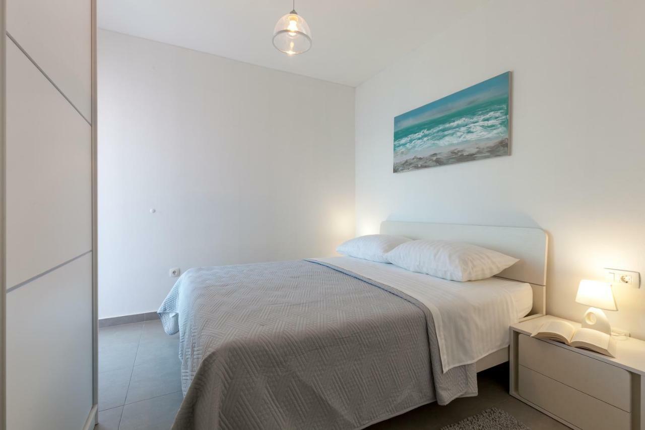 Sunset Apartment