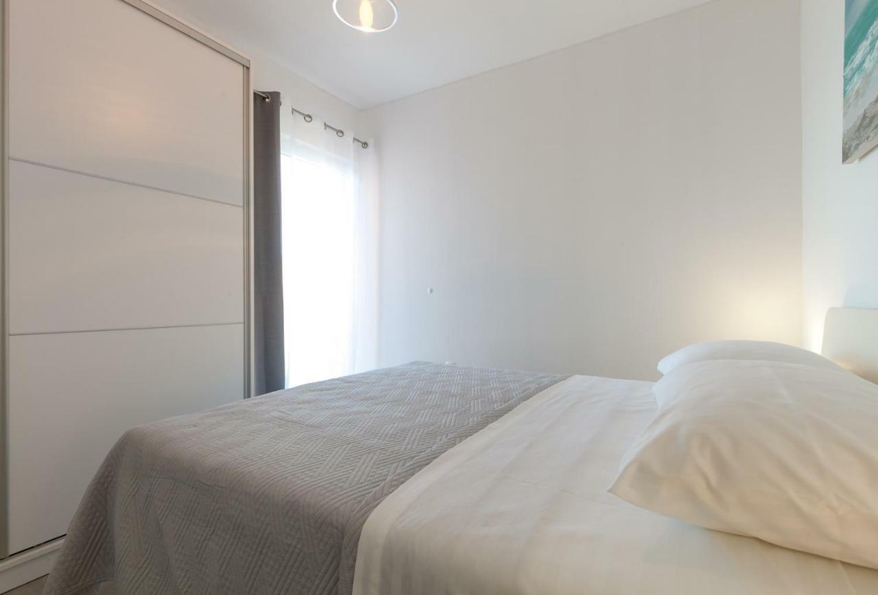 Sunset Apartment *
